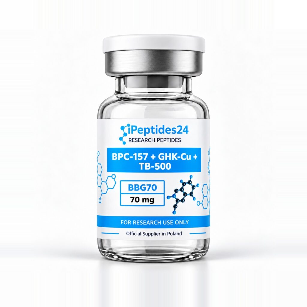 Fiolka iPeptides24 z etykietą „BPC-157 + GHK-Cu + TB-500 · 70 mg” (BBG70) na białym tle.